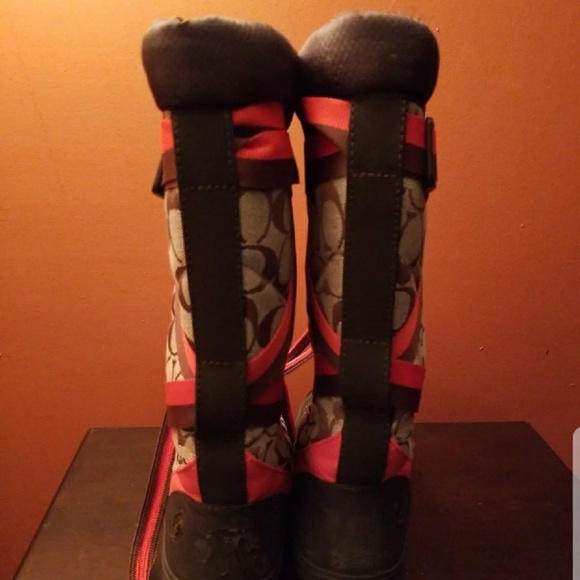 Coach Ski Boots - Picture 3 of 4